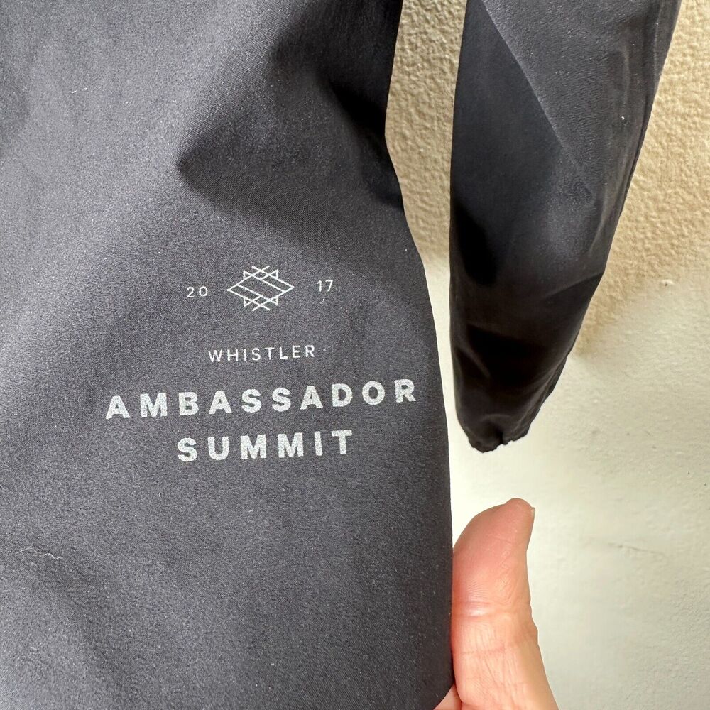 RARE Lululemon Black 2017 Whistler Ambassador Summit Jacket Front Zip Hooded 4 - Picture 7 of 14
